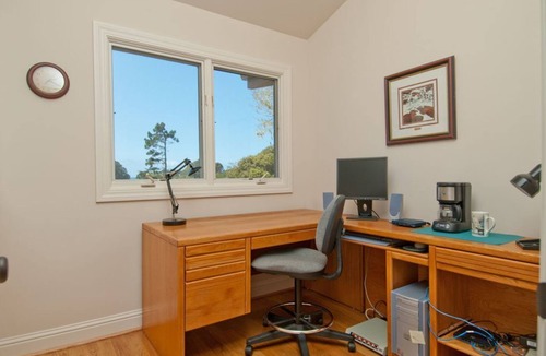 Pacific Grove House | Sunset Drive - Pacific Grove House - Spacious Oceanview, Across the Street from Asilomar Beach