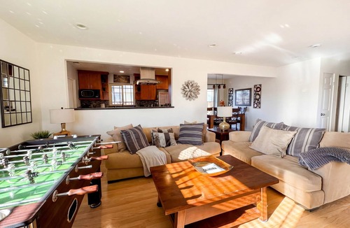 Santa Clara House | Super Bowl Levi's 8 min/5 Free Park/AC/Football