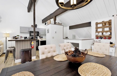 Big Bear Lake Condo | Switzerland Slopes #2125