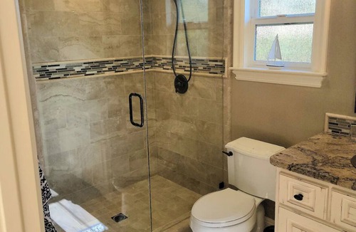 Simi Valley House | t Adorable- Entire Guest House: Pool, Hot Tub, Beautiful Fountain & Huge Patio!