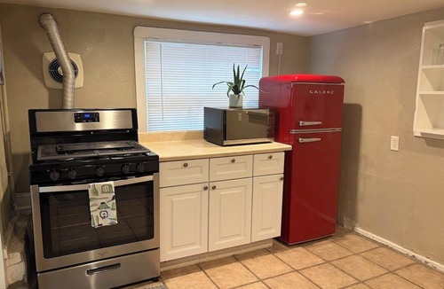 Southeastern Sacramento House | Tahoe Park Petite Adventure: Watch Your Head!