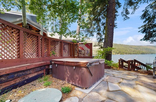 Truckee House | Terrific lakefront gem with private hot tub, dock & beach - near skiing & town