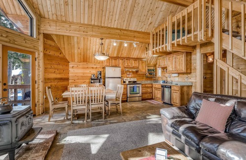 Serene Lakes House | Terrific Mountain Escape with Wood-Burning Fireplace, Easy Ski Access