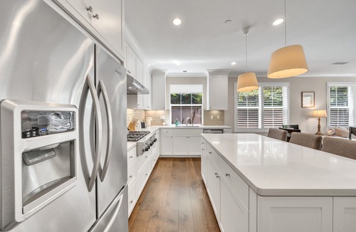 Orchard Hills House | The 3BR Stunner on Stallion｜Pet-Friendly｜Bright & Airy｜Garage Access #41252