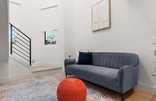 Pacific Heights Apartment | The Addison by Kasa | Executive Queen Loft | San Francisco