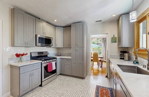 Ventura House | The Avenue: Charming hideaway with private deck & peeks of ocean, near downtown