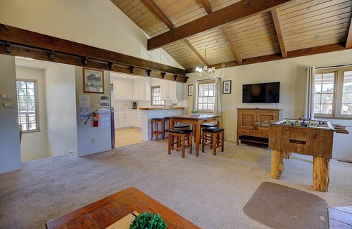 Big Bear Hotel | The Bell Tower at Shay Meadows by Big Bear Vacations