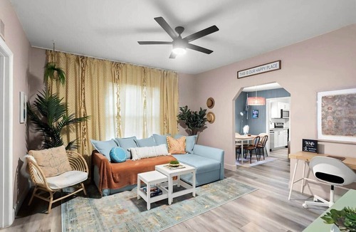 College Park House | The Blue Bungalow Peaceful | Porch | HotTub I DT