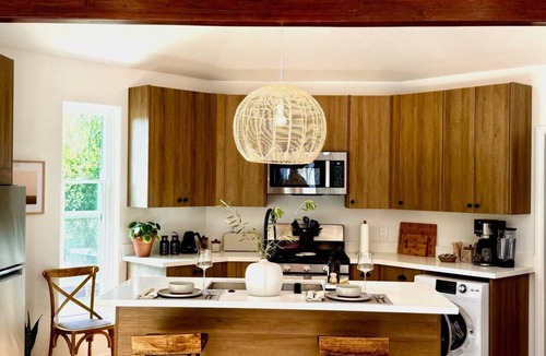 Meiners Oaks House | The Chapel | Luxury Historic Ojai Villa
