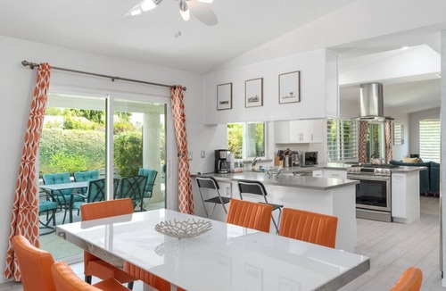 Palm Springs Apartment | The Compadre Estate - Ping Pong, Wet Bar, Pool