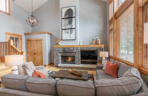 Truckee House | The Cottages, Summer Escape - Golf, Pool & Family Fun - 2-Bedroom