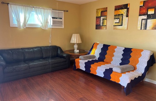 Hawthorne House | The FAB House-Close to SoFi, Beaches, LAX Airport&Freeway 405&105