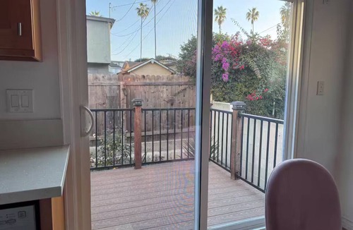 Central San Pedro House | The Jasmine, Cozy Home w/Patio + Parking & AC.
