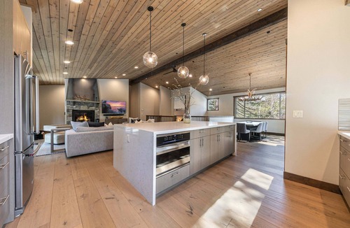 Comstock Acres House | The Lodge on The West Shore by Tahoe Getaways - Pet-Friendly 5BR w/Private Hot Tub & Enclosed Yard