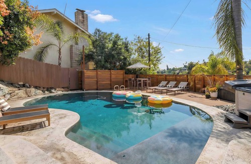 Mount Helix House | The Palmera | Designer Coastal Retreat w/Pool
