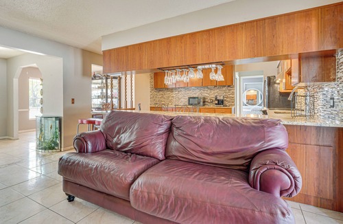 Fairvilla House | Theme Park Base! Suburban Home 14 Mi to Universal