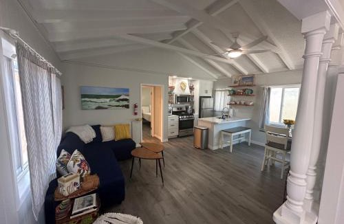West Newport House | theNest Beach Bungalows in Newport