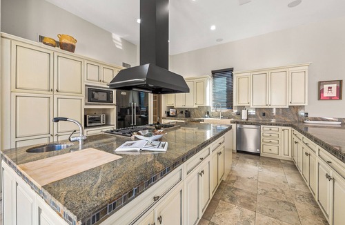 Rancho Mirage Villa | This one story unit, sprawling 4700 square foot Italian Villa 5 star amenities.