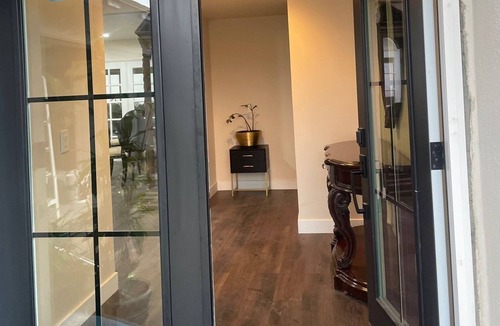 Thousand Oaks Bed & Breakfast | Thousand Oaks Luxury Home Rooms - Private & Shared Bath Options