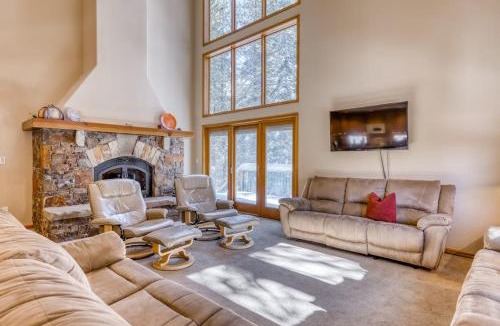 Serene Lakes House | Three-story lakefront home with lake views wood fireplace high-speed WiFi W&D