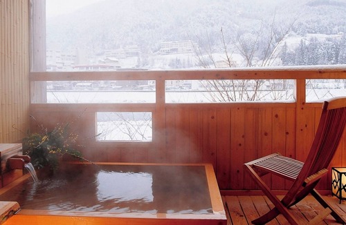 Gero Onsen House | Top floor special room Kikusui Japanesestyle /Gero Gifu