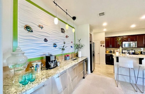 Downtown House | Tranquil Gardens Retreat | Mins to Thunder Valley