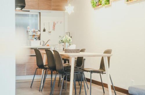 Tsuruhashi Villa | TURU Quiet area in central Osaka ShinsaibashiKuromon Market Namba Airport transportation is convenient