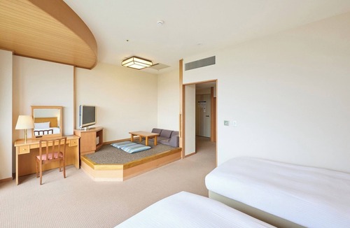 Nichinan Hotel | Twin with unit bath 2 meals included Very popular Miyazaki beef luxury course seasonal color/Nichinan Miyazaki