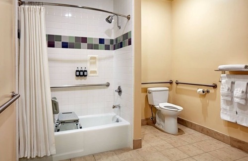 Beverly Grove Hotel | Upscale Urban Stay | Onsite Parking | 0.9 mi to The Grove