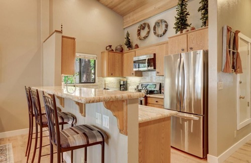 Zephyr Cove Villa | Tahoe Townhome | Private Beach | Office | Sleeps 8
