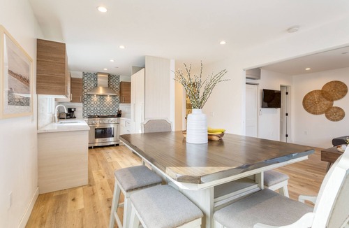 Santa Ana Heights House | Velvet Sand II by AvantStay | Steps to Newport Beach