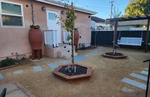Venice Canals Apartment | Venice Beach guest house - 2 blocks from Beach