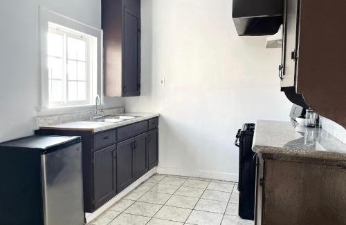 Los Angeles Hostel | Vernon Homes for the Soul