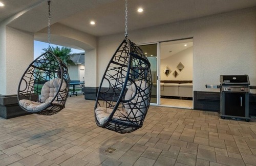 Thousand Palms House | Via Las Palmas Dream! Events! 5 acres, infinity pool,