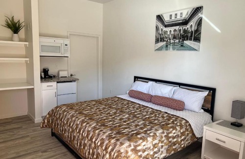 Kerman Hotel | Villa Alamari Inn and Suites