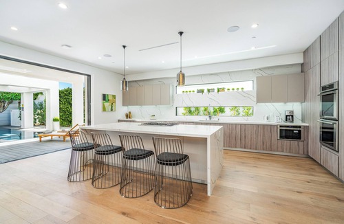 Beverly Hills Villa | Villa Jules By LuxJB 🏆 9 Beds 14 Guest 🏆 Family Friendly Beverly Hills Getaway