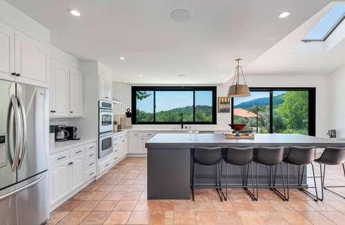 Glen Ellen House | Villa Oasis Luxe Glen Ellen Retreat Pool, Spa & Wine Country Views