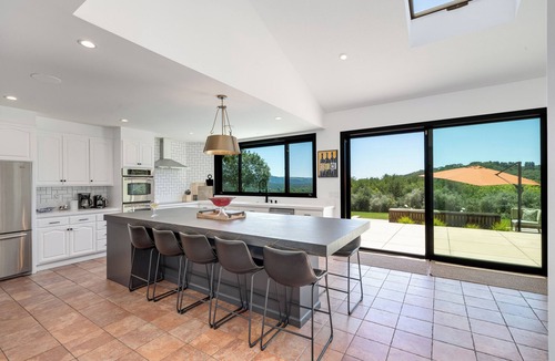 Glen Ellen House | Villa Oasis Luxe Glen Ellen Retreat Pool, Spa & Wine Country Views