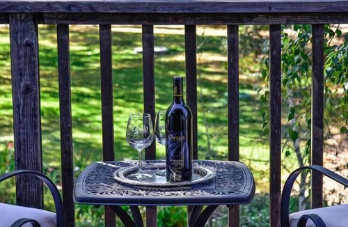 Paso Robles House | Vineyard Views + Fire Pit | Hilltop Wine Country | Orchard Hill Farm