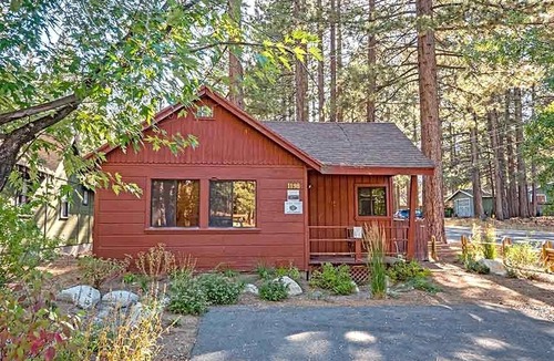 Sierra Tract Cabin | Vintage Wooden Cabin in South Lake Tahoe, California, with Hot-Tub Perfect for Outdoor Activities