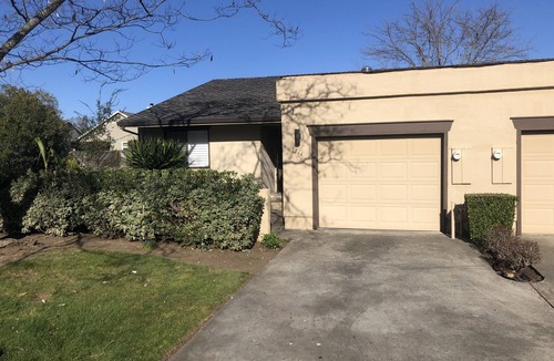 Yountville Condo | "Vista Creek" Condo is just a short walk into the center of charming Yountville.
