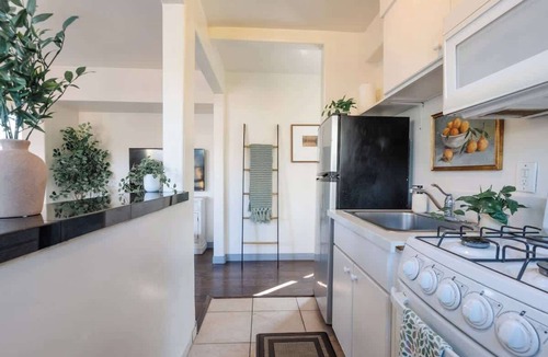 Mission Hills House | Walk Everywhere! Super Central 1BR w/Sunny Patio