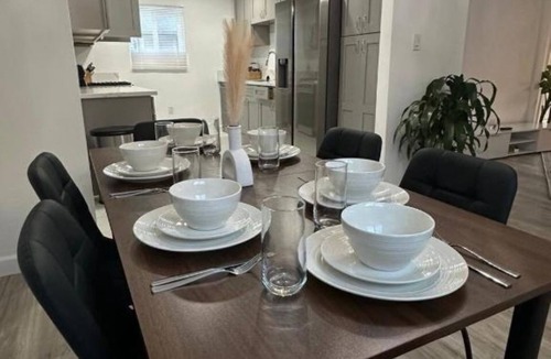 Lennox House | Walkable to SoFi, Intuit Dome, Kia Forum World Cup