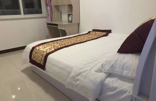 Badalingzhen Apartment | Wang you Apartment