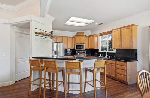 Sunset Avenues House | Westside Beauty Near Trails