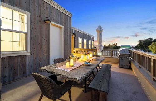 Los Alamos Apartment | Wine Country Getaway - Cozy Private Apartment 205