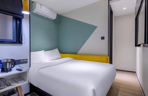 Fengtai Hotel | YiBai Hotel Beijing Wukesong Yuquanlu Subway Station Branch