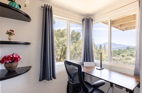 Yosemite Forks Cabin | Yosemite, River falls Retreat — Bass Lake