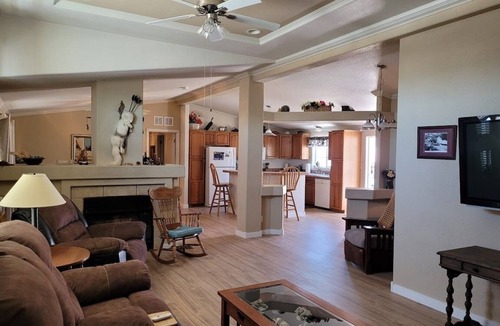 Holiday Shores House | Your Desert Retreat.pets welcomed. Long-term renter discounts available.