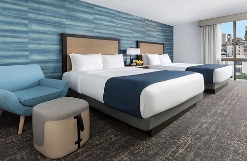 Fisherman's Wharf House | Your Exciting San Francisco Vacation Starts Here! Pets Allowed, Onsite Bar!